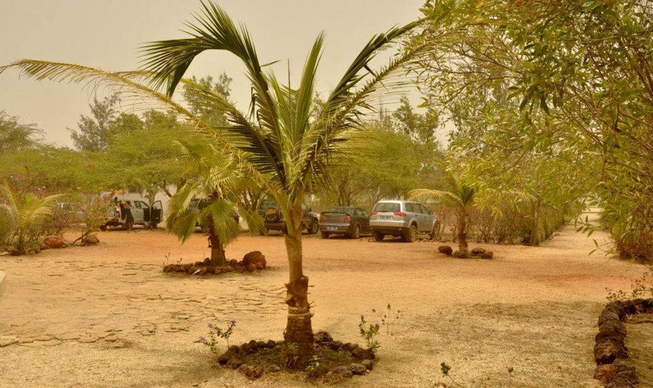 Terre D'Afrique Hotel Popenguine Exterior photo